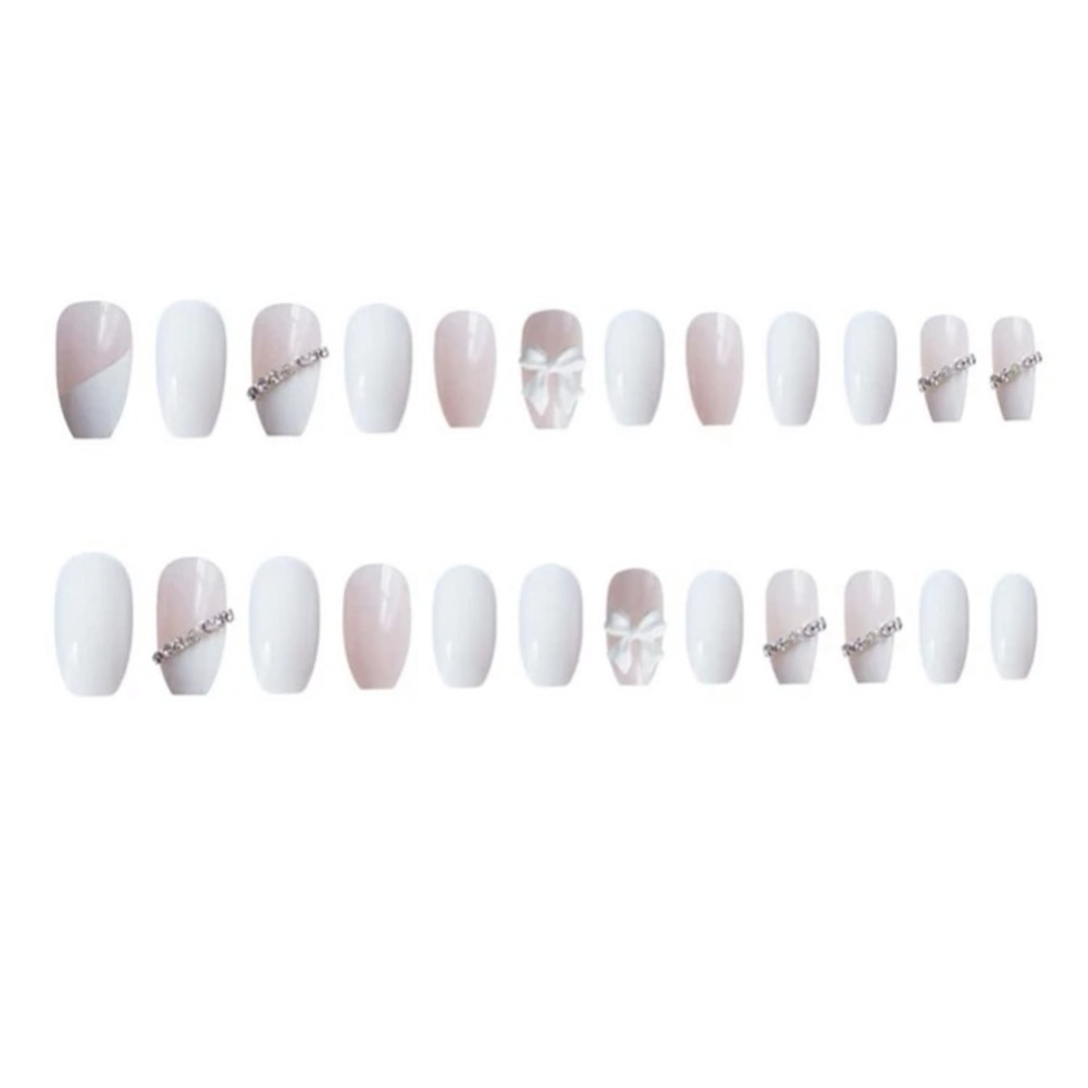 Fake nails - Picture 2 of 2